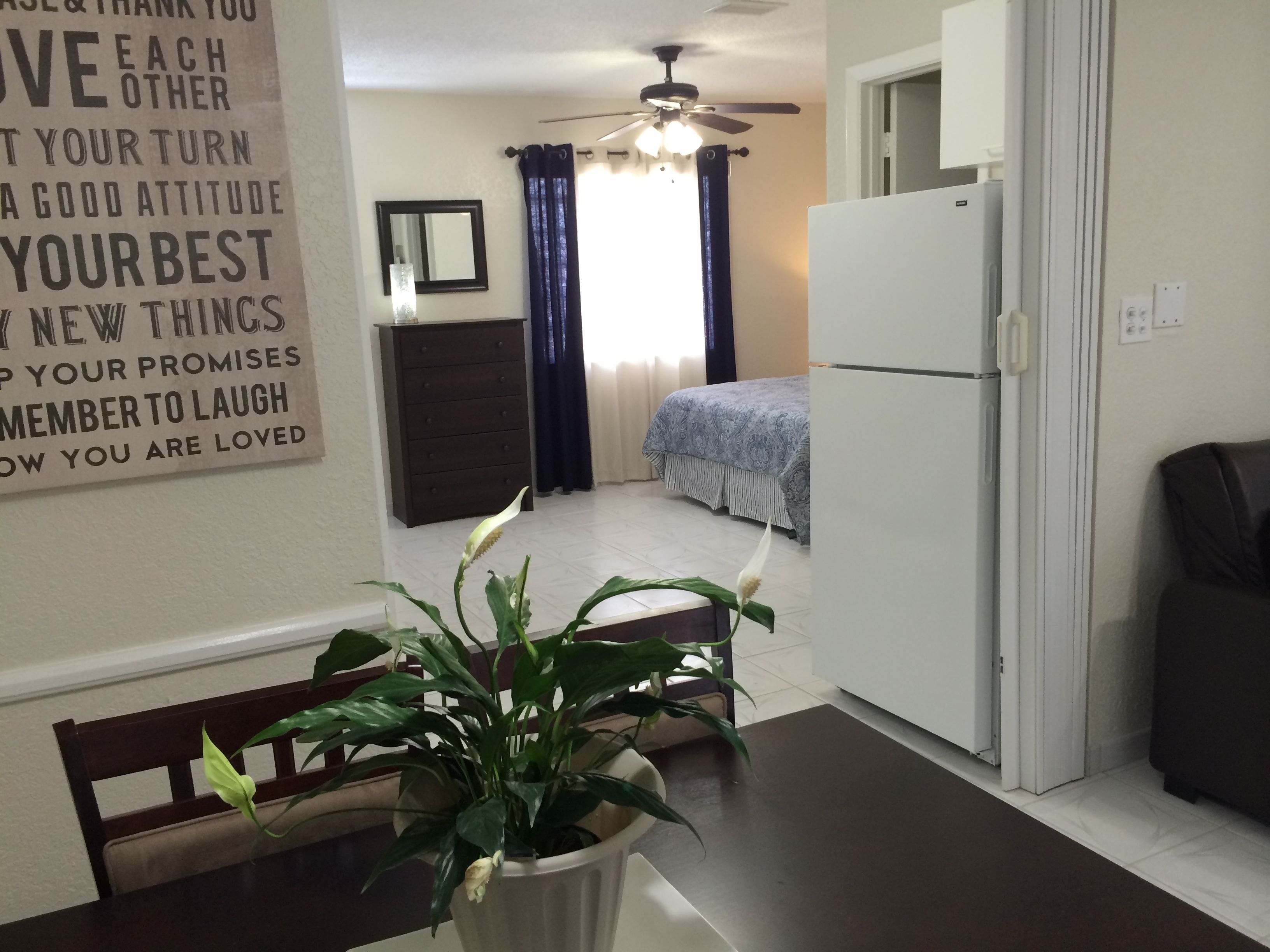 Photo - Hollywood by the Sea