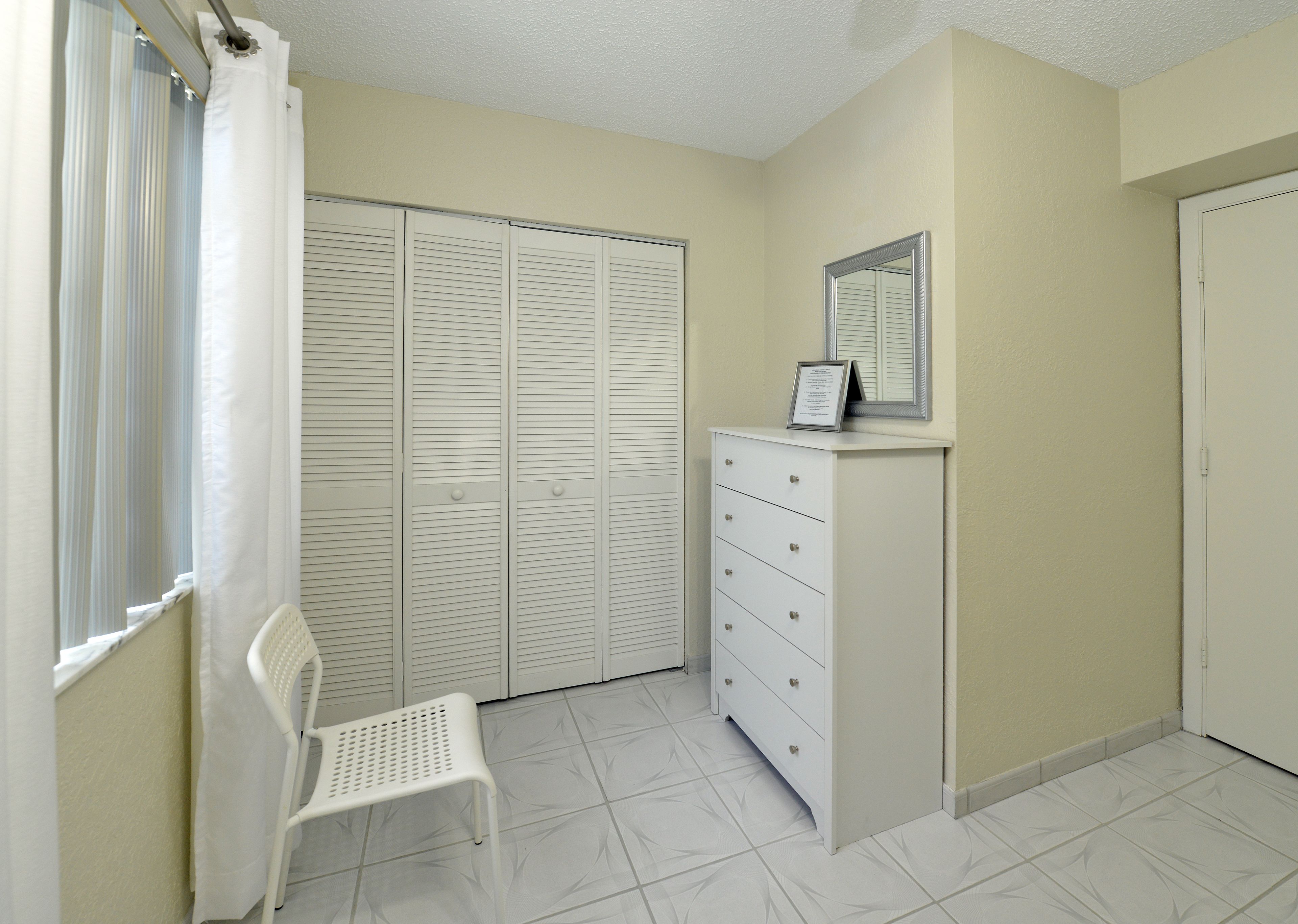 Photo - Hollywood by the Sea