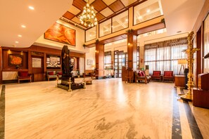 Lobby - Hotel Bangalore Gate & Conferences  (Bengaluru)