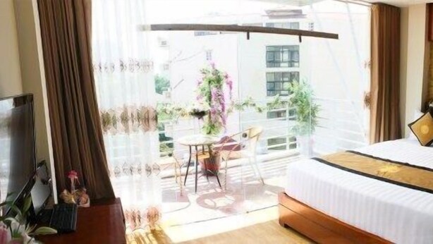 Junior Suite, 1 Double Bed - Hanoi Royal Palace Hotel (Hanoi)