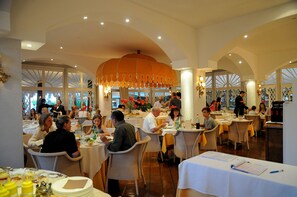 Spécialités Cuisine internationale