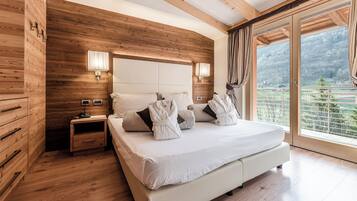 Suite con Balcone train side