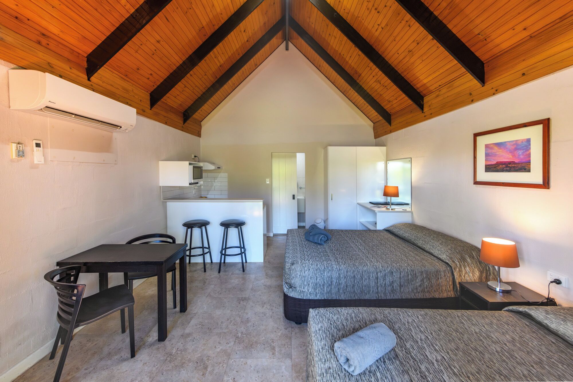 Photo - Desert Palms Alice Springs