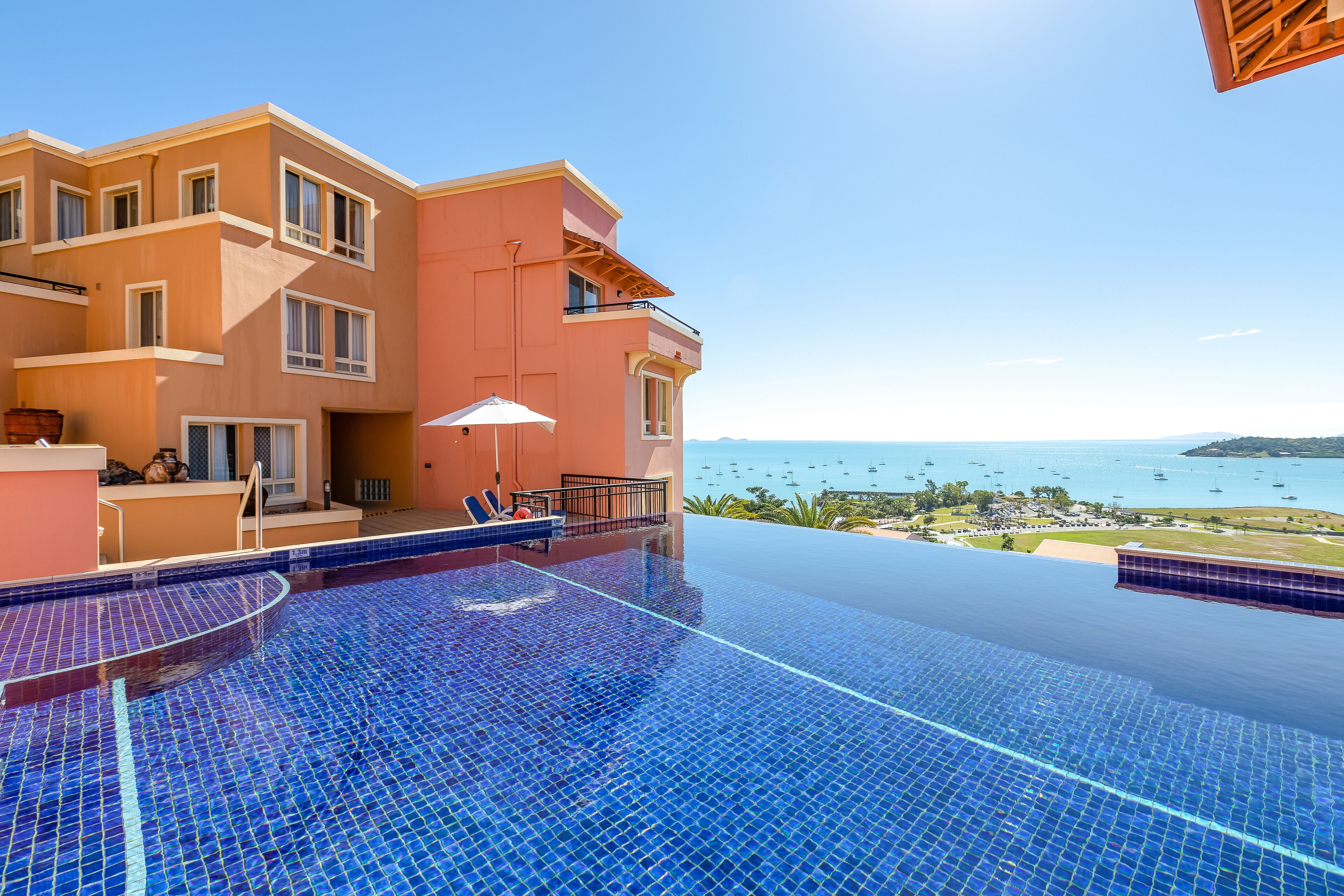 Martinique Whitsunday — image 2