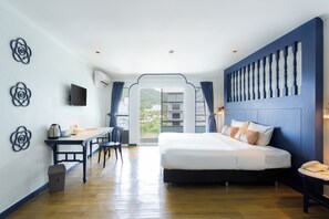 Studio Double Room | Premium bedding, in-room safe, individually decorated, desk - Bhukitta Boutique Hotel (Phuket)