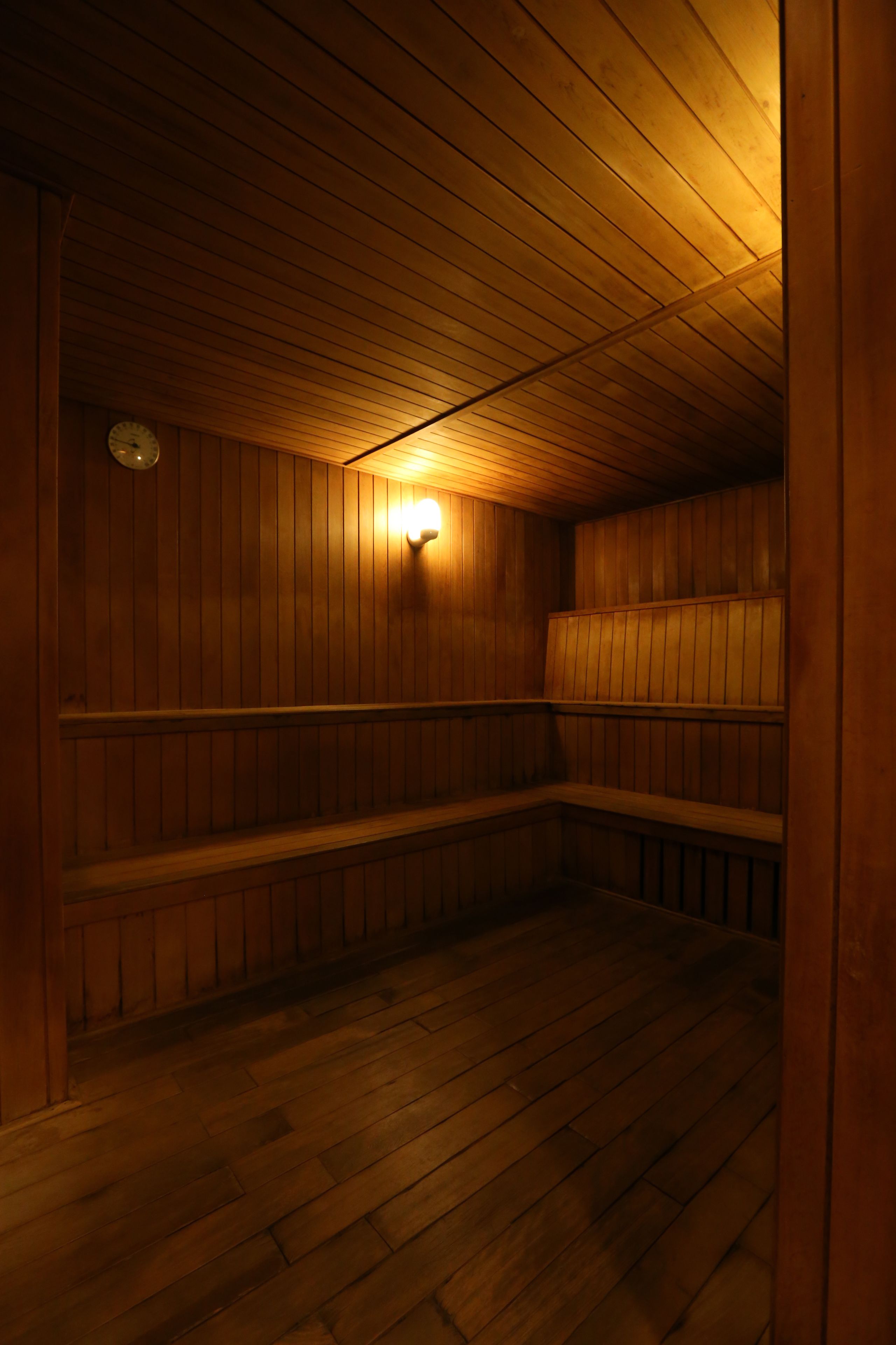steam room