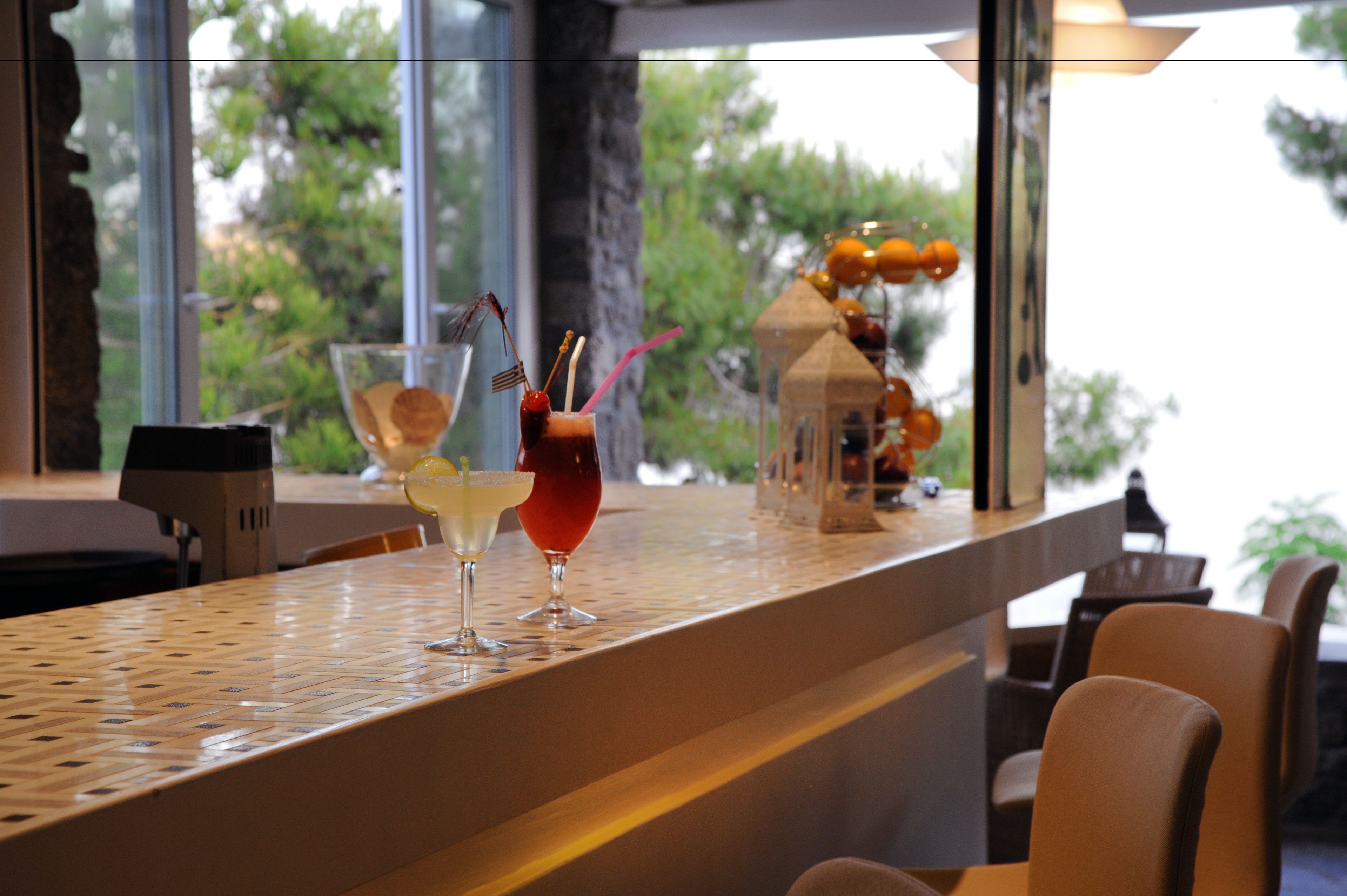 Photo - Kamari Hotel
