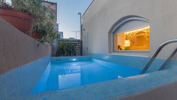 Villa (Daphne) | Eigener Pool