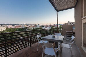 别墅 (Daphne) | 露台