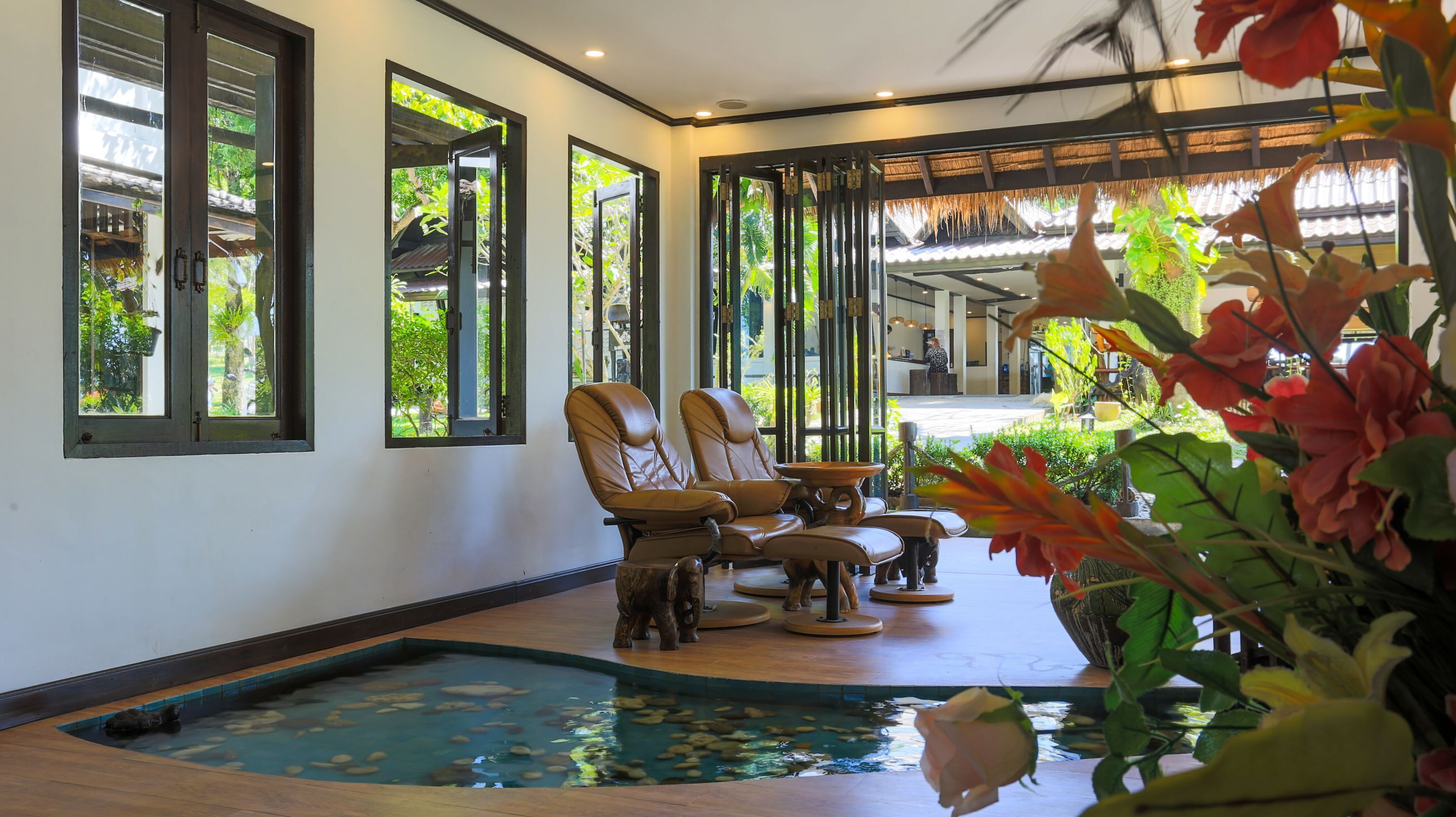 Soins corporels, soins d'aromathérapie, massages thaïs