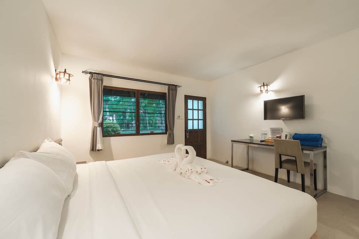 Individually decorated, individually furnished, desk, laptop workspace