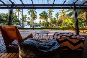 Breakfast, lunch, dinner served; Thai cuisine, alfresco dining 