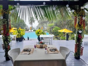 Breakfast, lunch and dinner served - Wellesley Resort (Namaqumaqua)