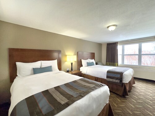 Super 8 by Wyndham Greensburg