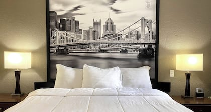 Super 8 by Wyndham Greensburg