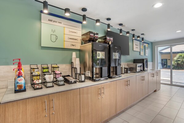 Free daily on-the-go breakfast - Garner Hotel Panama City Beach Northeast by IHG (Panama City Beach)