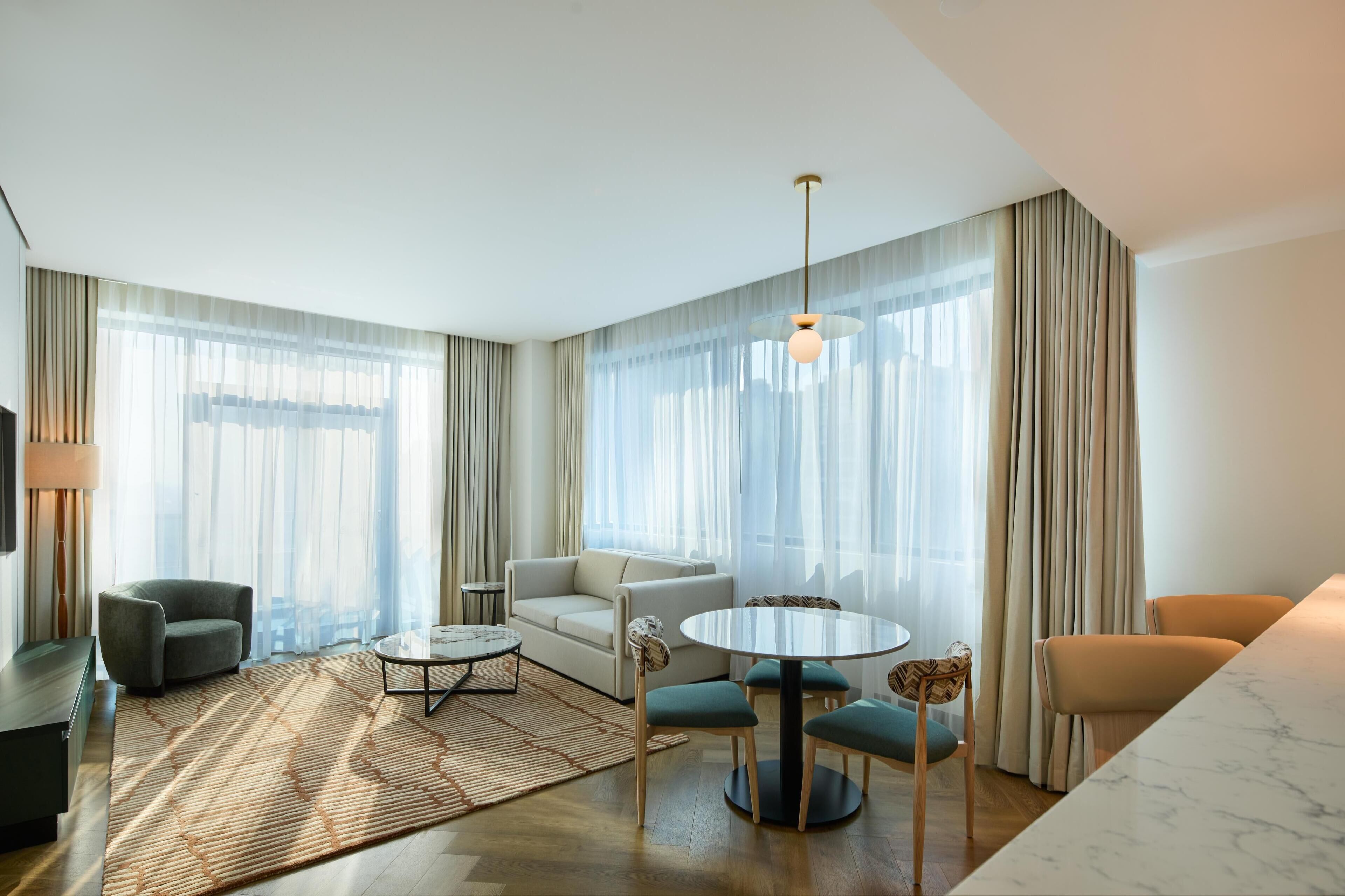 Literie de qualité supérieure, minibar, coffres-forts dans les chambres