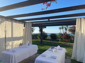 Body treatments, body scrubs, facials, massage/treatment rooms