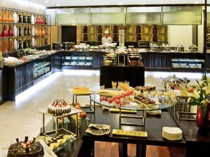 Breakfast, lunch, dinner served; pool views