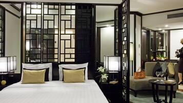 Quarto executivo, 1 cama King | Frigobar, cofres nos quartos, escrivaninha