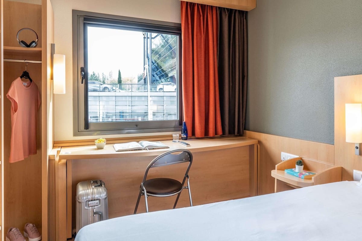 Standard Room, 1 Double Bed
