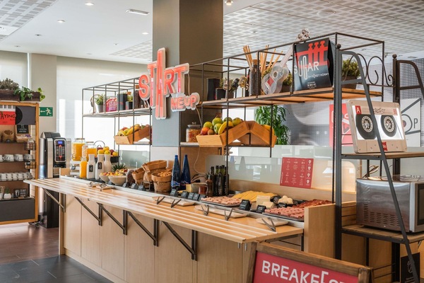 Daily buffet breakfast for a fee