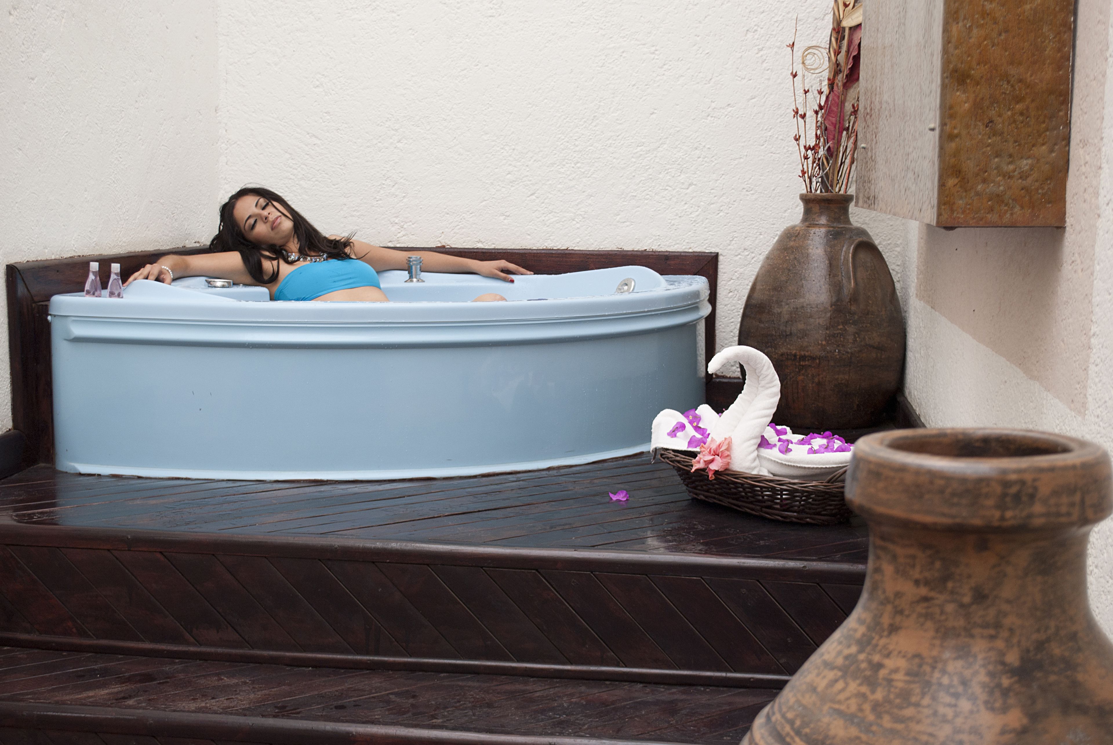 Bilik urut/rawatan, perkhidmatan urut 