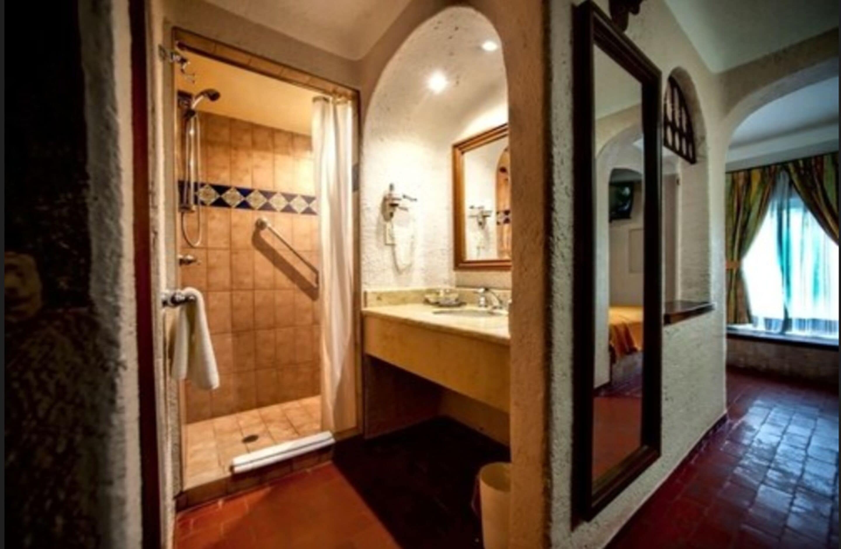 standard room | bathroom | shower, free toiletries, hair dryer, towels