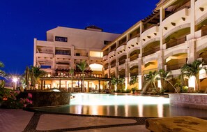 Outdoor pool, open 9:00 AM to 10:30 PM, pool umbrellas, sun loungers