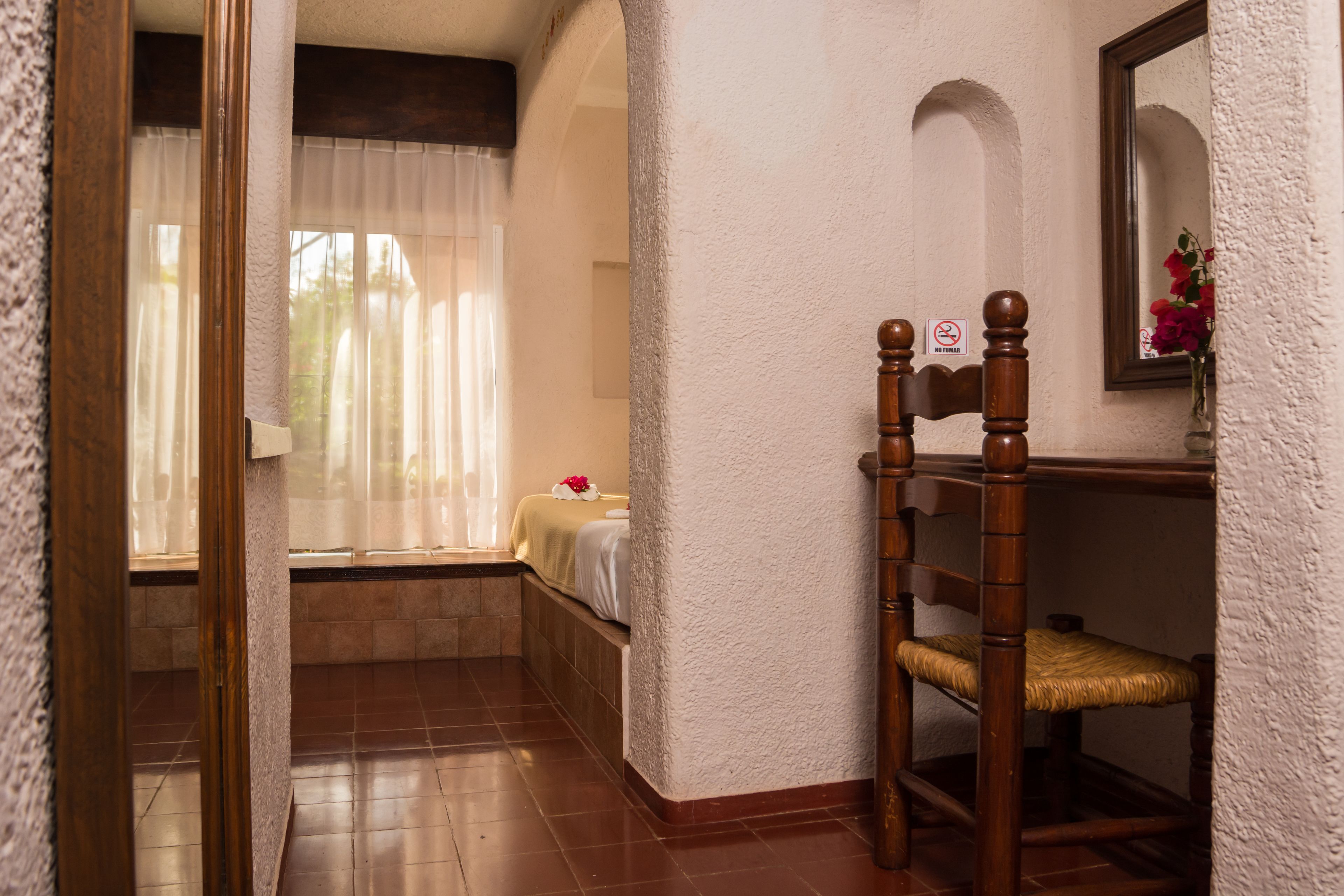 standard room | room amenity