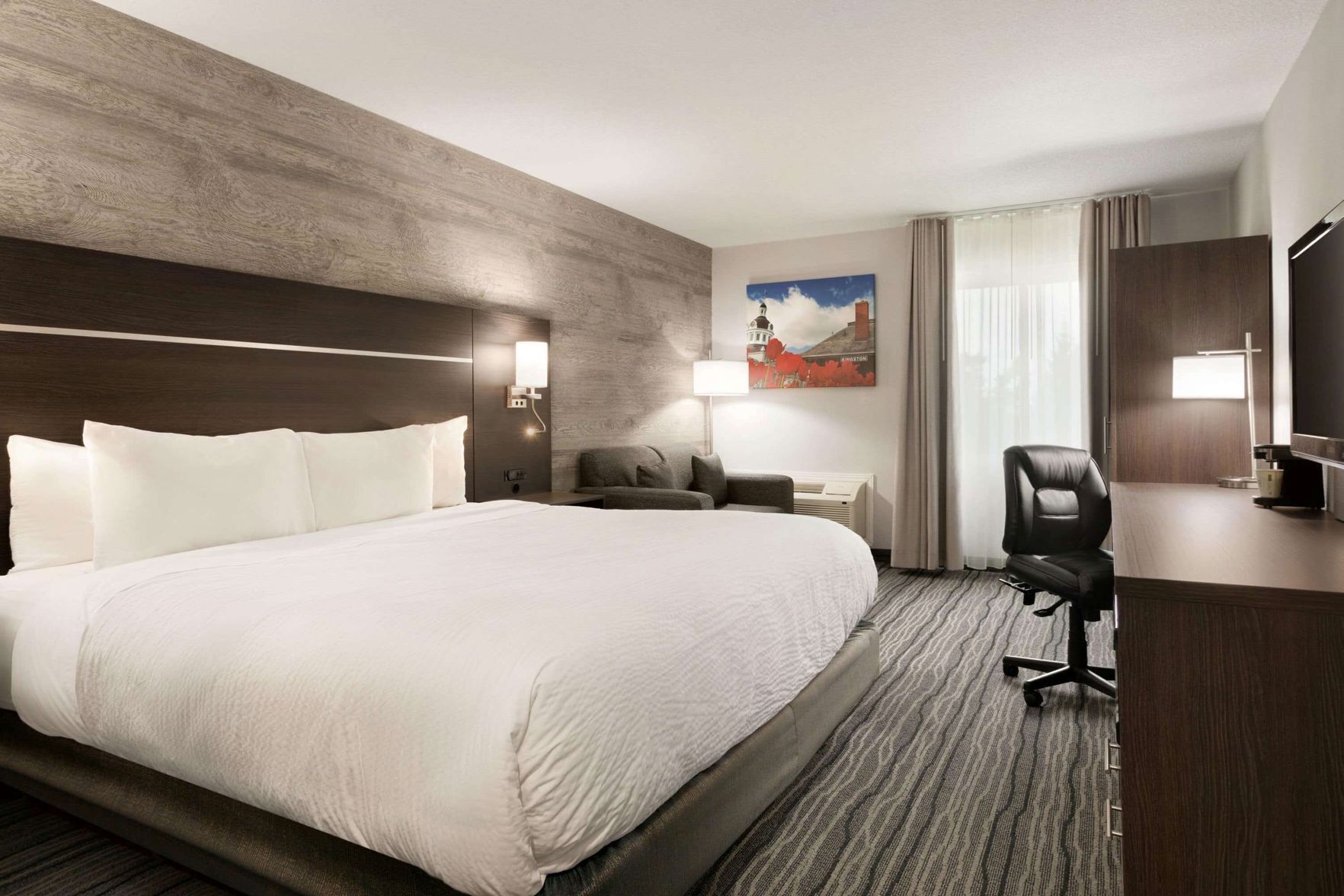 Premium bedding, pillow-top beds, in-room safe, desk
