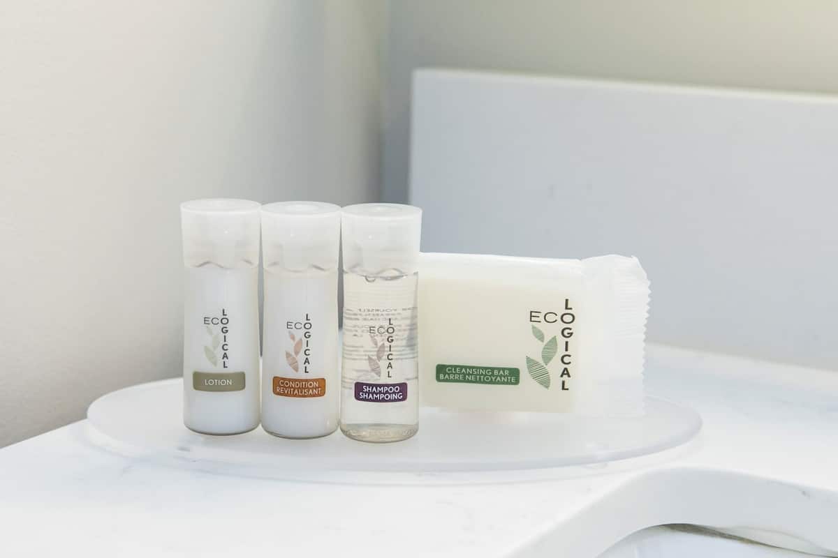 Bathroom amenities