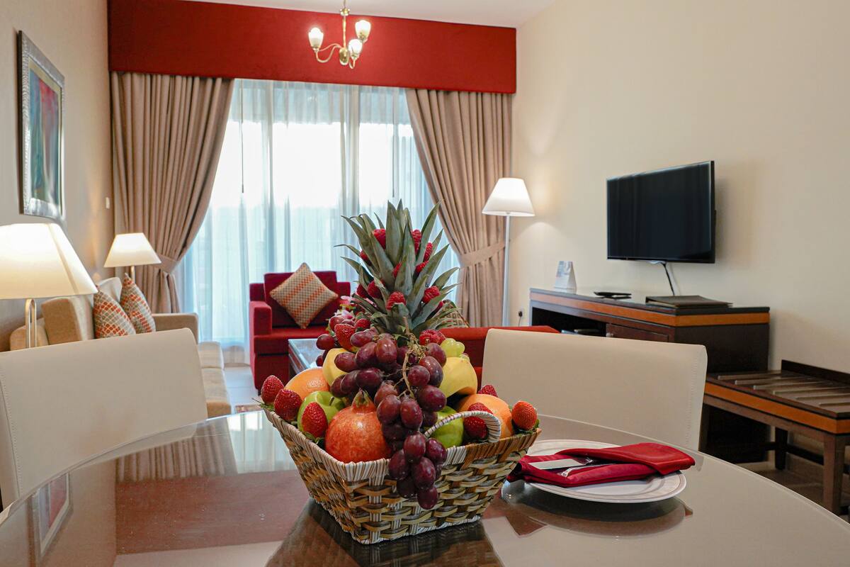 Ruokailu omassa huoneessa