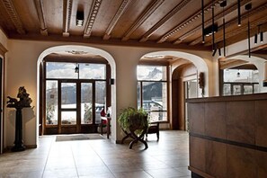 Reception - Hotel Villa Argentina (Cortina d'Ampezzo)