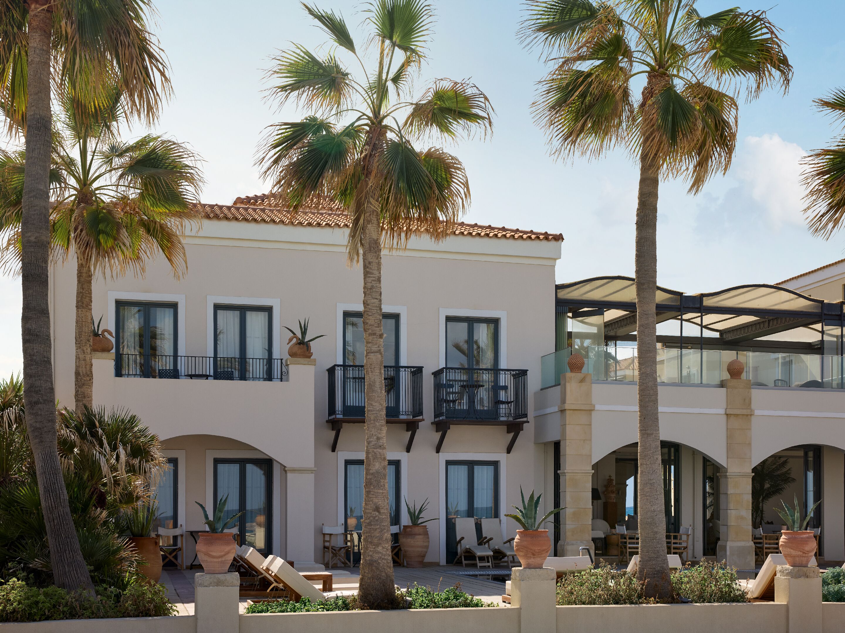 Fortezza Apartment, Direct Sea View | In-room safe, individually decorated, individually furnished