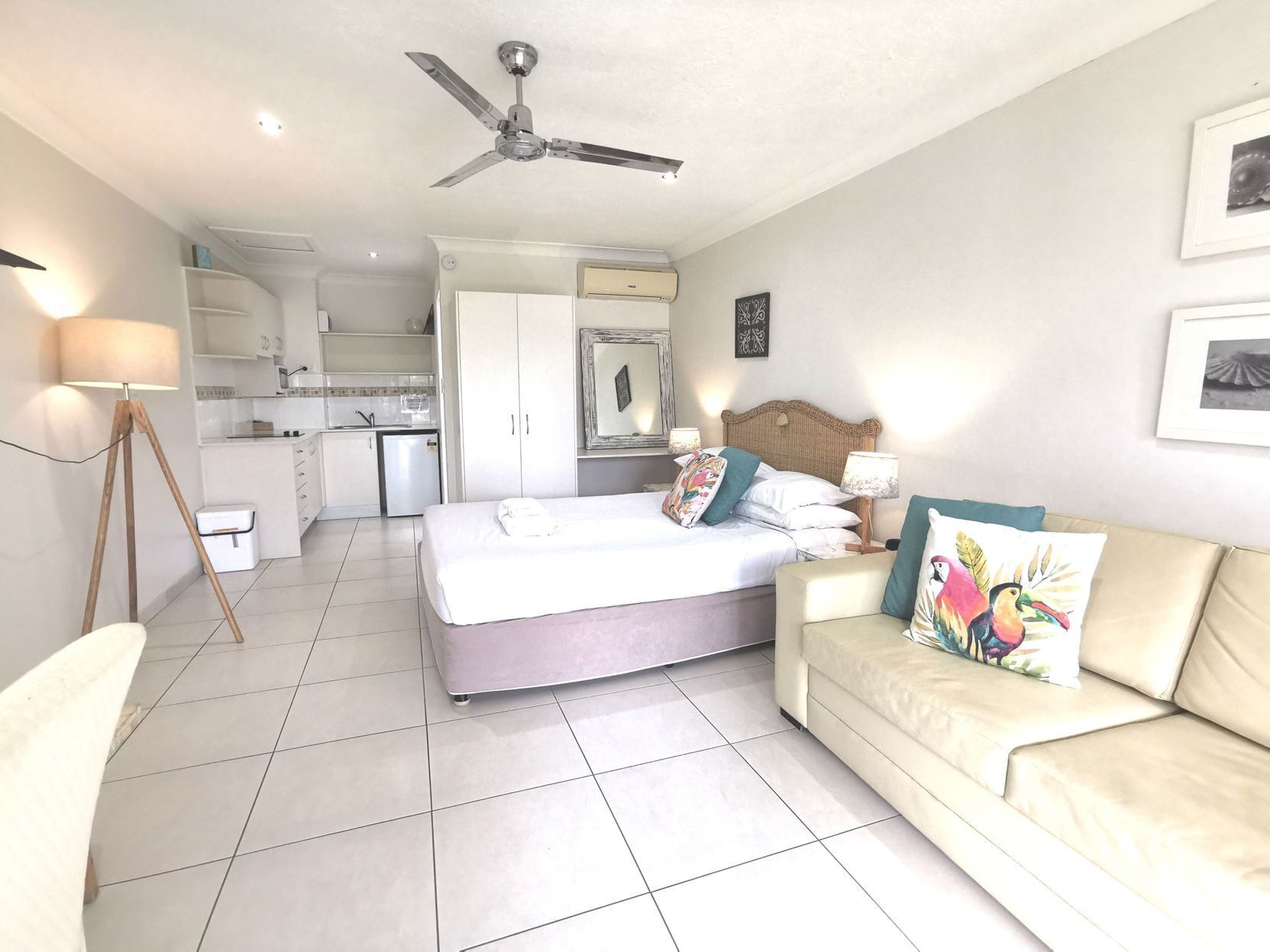 遮光窗帘、熨斗/熨衣板、免费 WiFi、床单