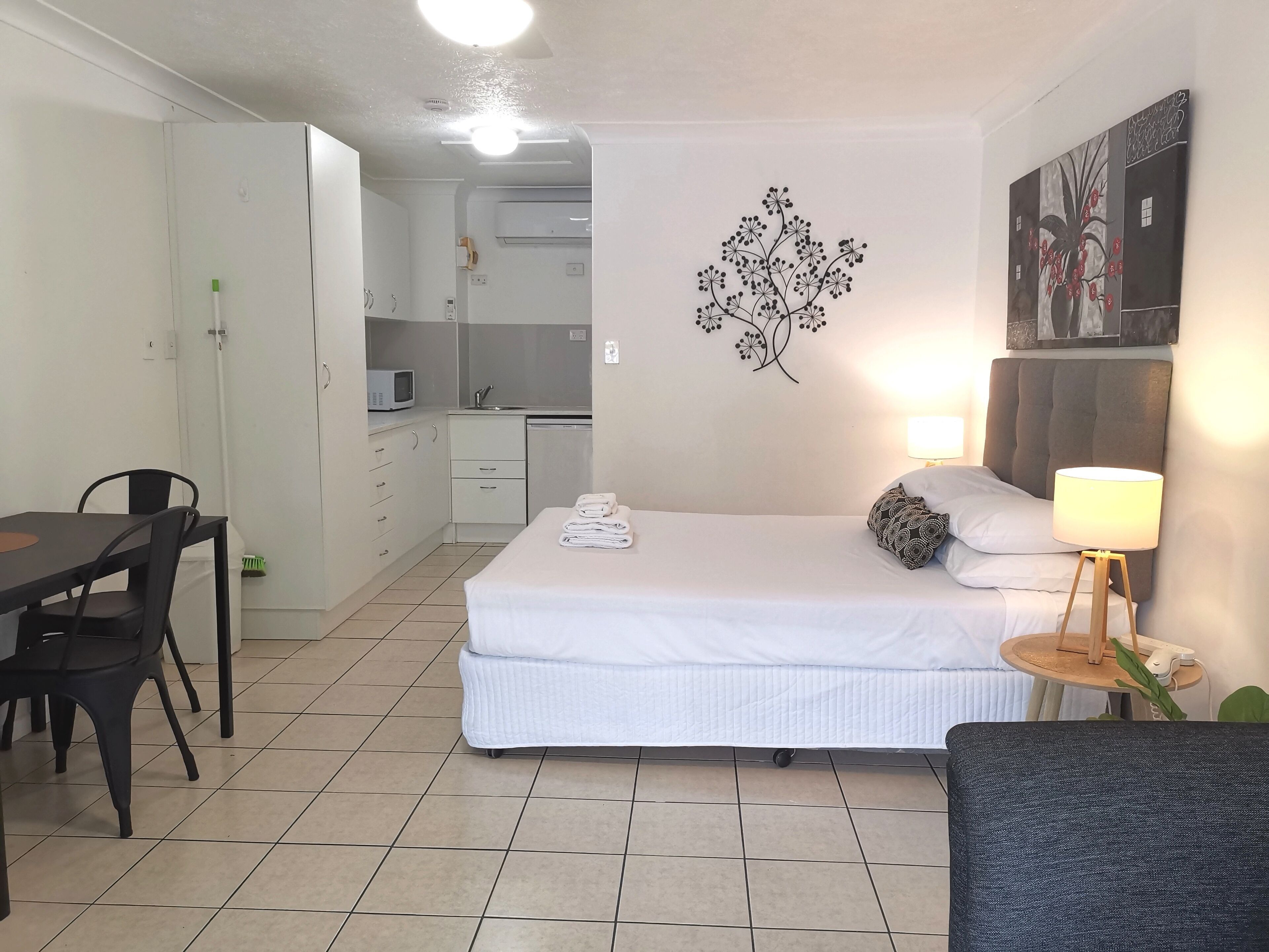 遮光窗帘、熨斗/熨衣板、免费 WiFi、床单