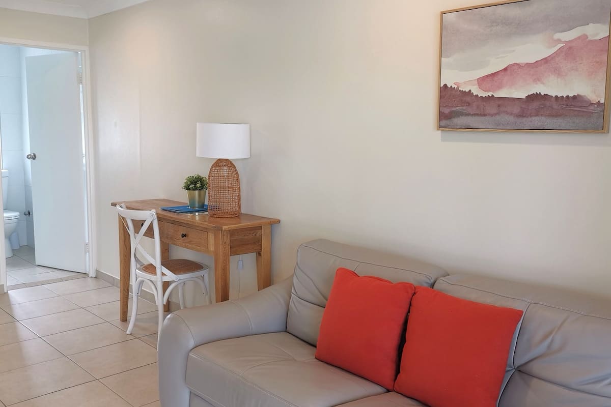 Living area | Flat-screen TV