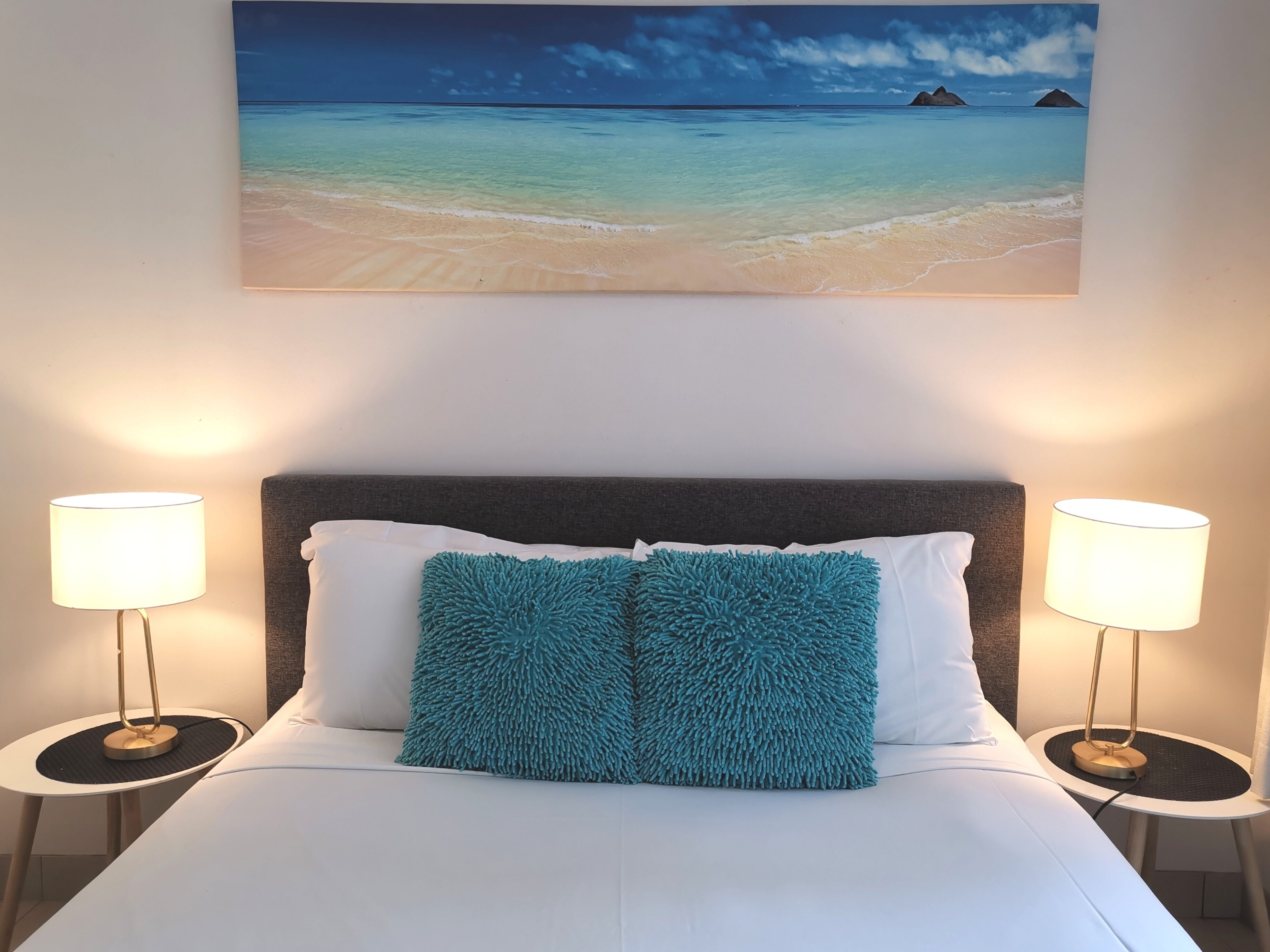 Bay of Palms — image 24