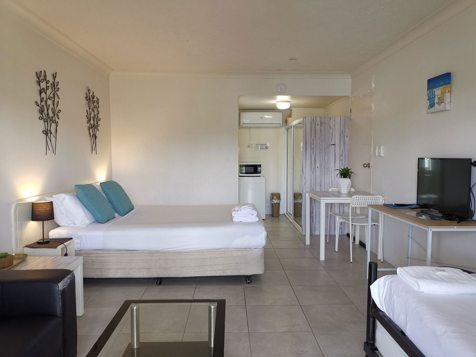 遮光窗帘、熨斗/熨衣板、免费 WiFi、床单