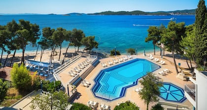 Aminess Vival Grand Azur Hotel