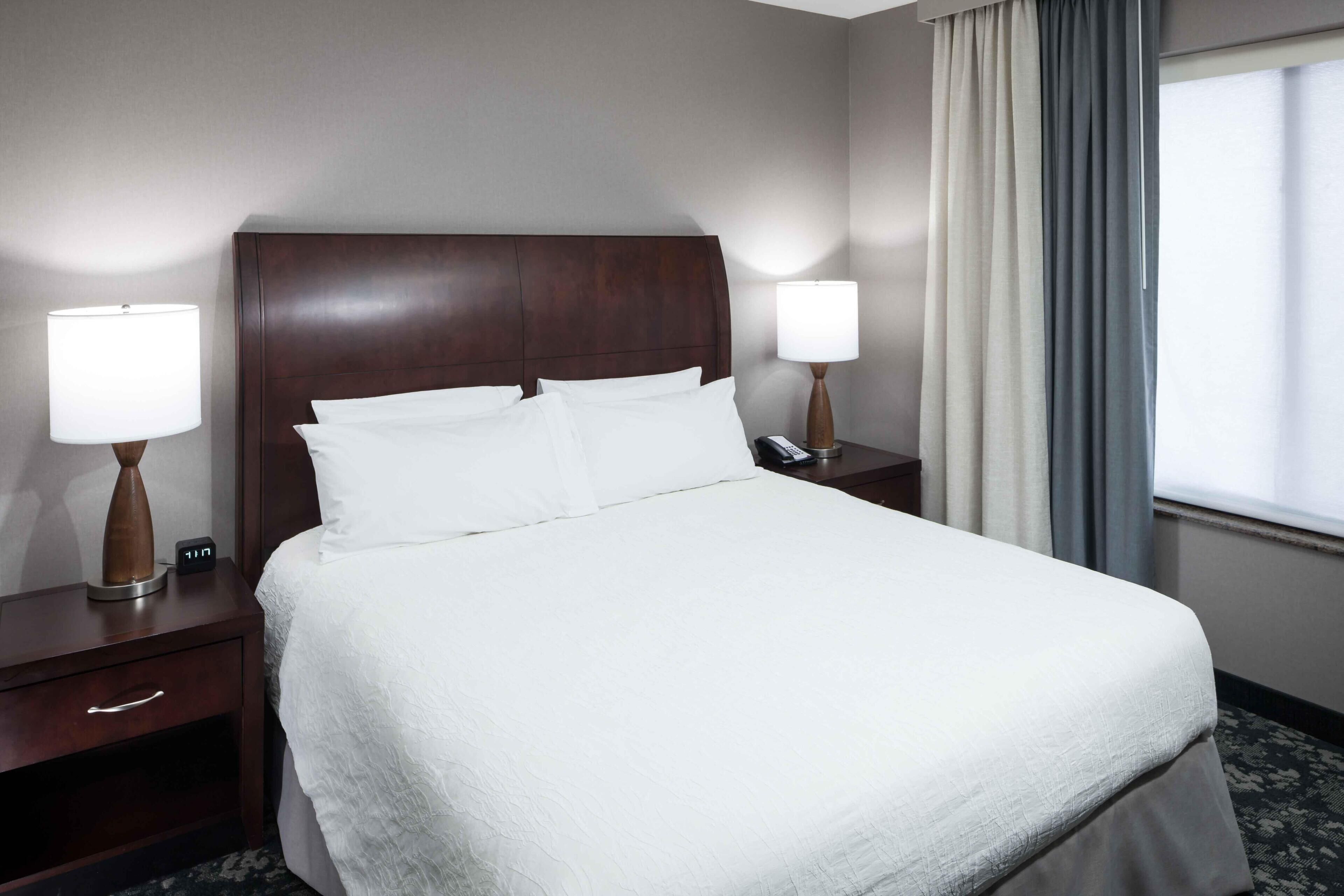 Deluxe Suite, 1 King Bed