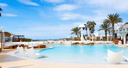Destino Five Ibiza - 5-Star Grand Luxe Resort - Free Entrance to Pacha Club