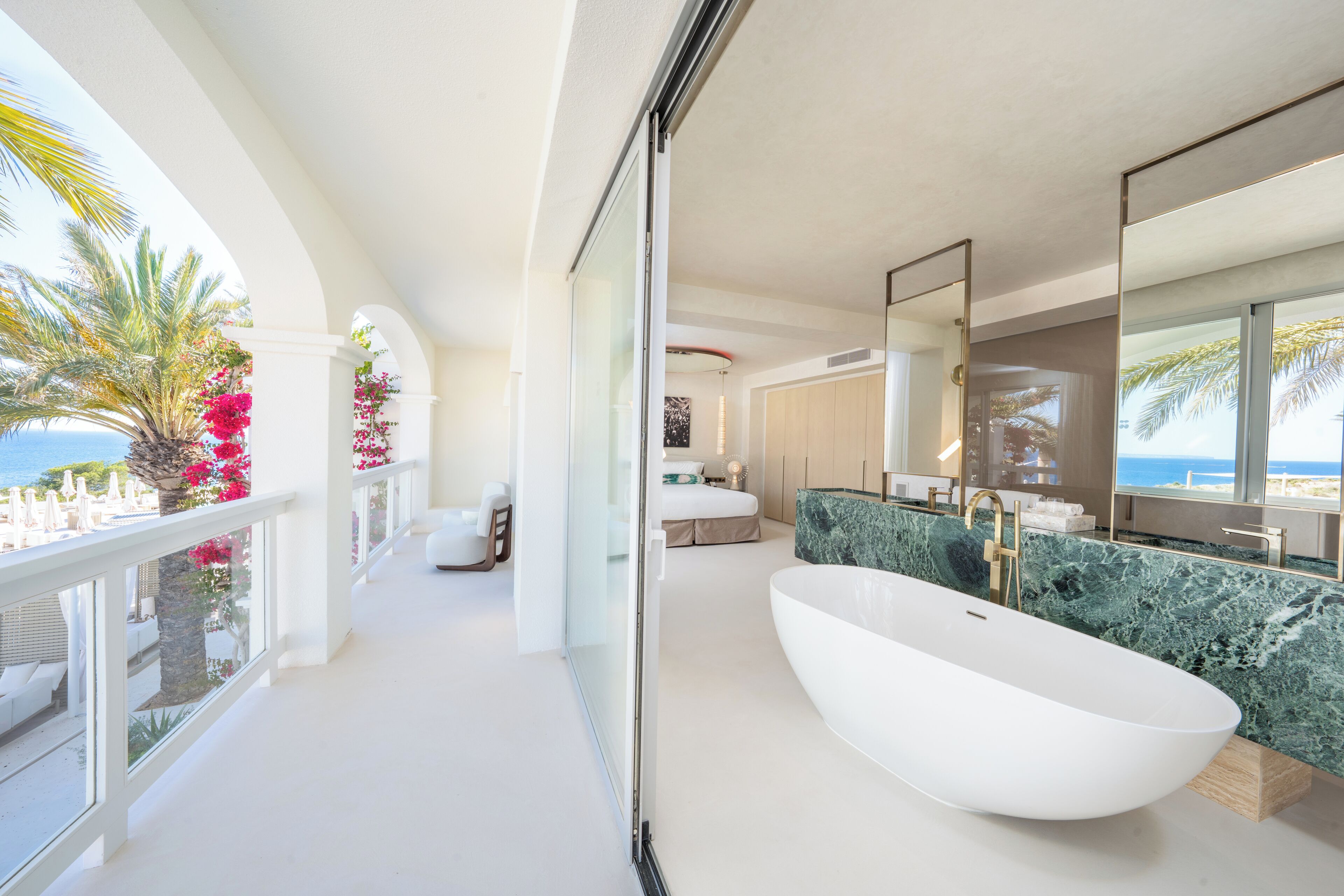 Photo - Destino Five Ibiza - 5-Star Grand Luxe Resort