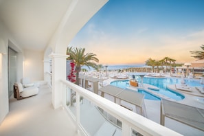 Epic Suite | Sea View | Terrace/patio