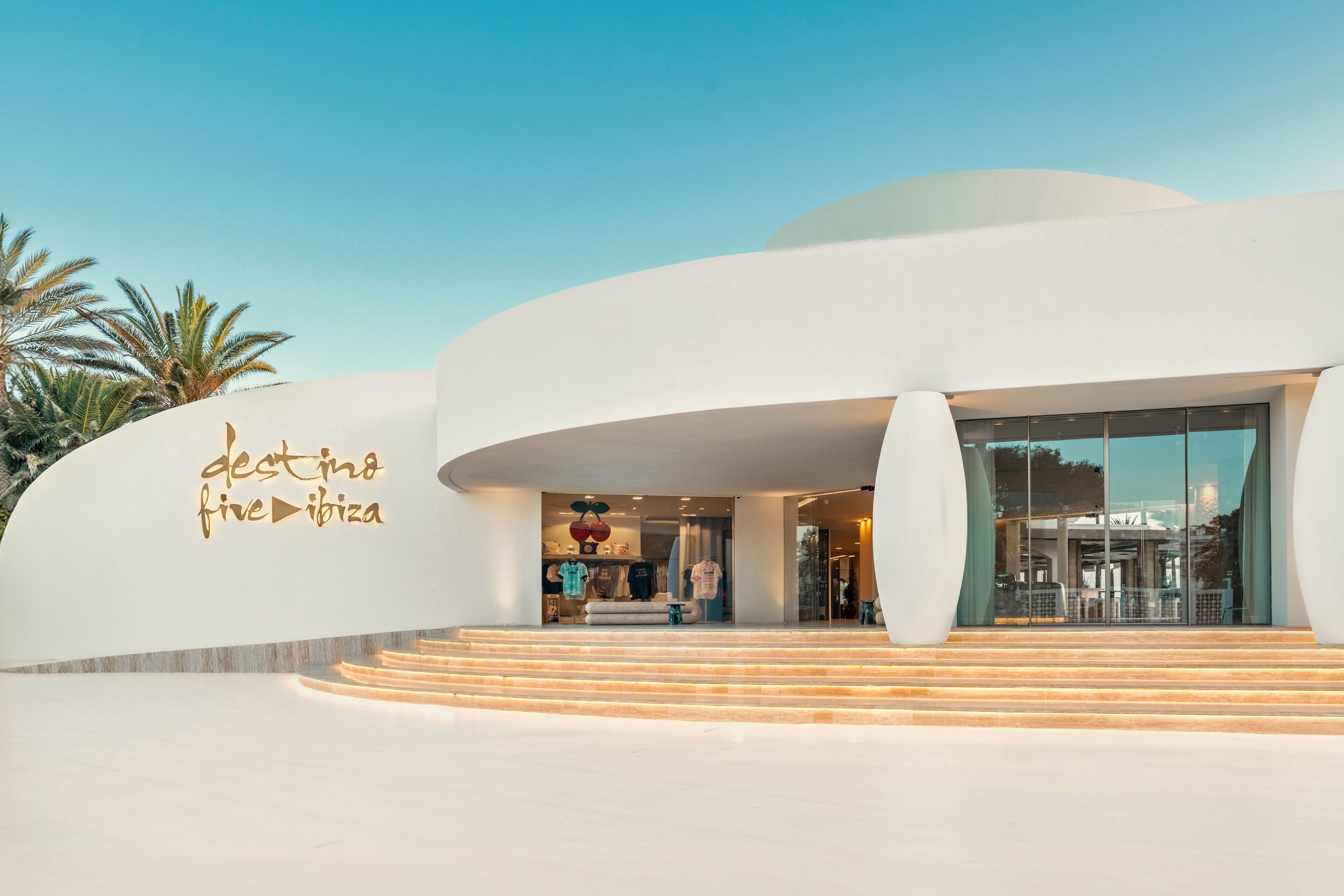 Photo - Destino Five Ibiza - 5-Star Grand Luxe Resort