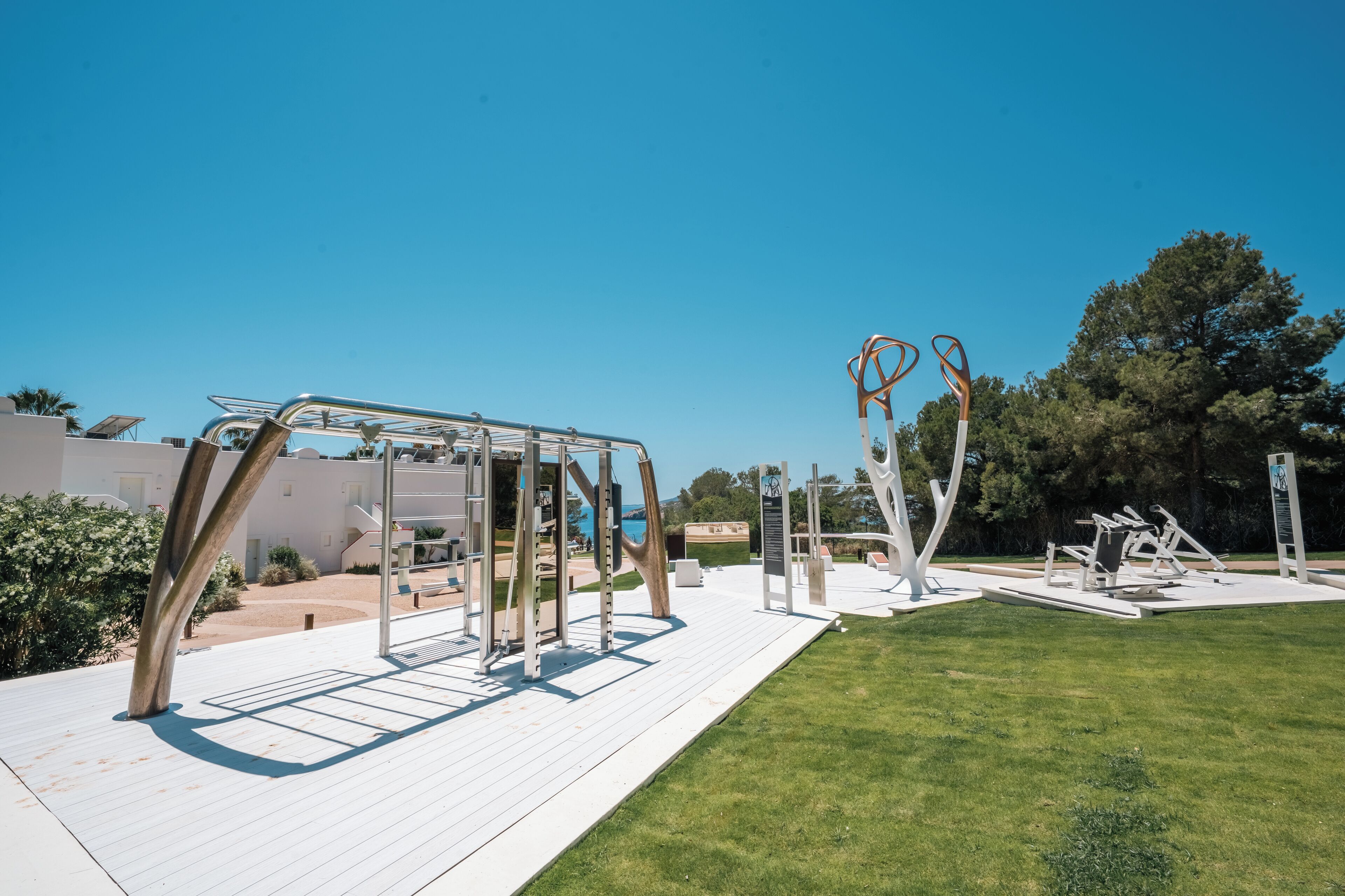 Photo - Destino Five Ibiza - 5-Star Grand Luxe Resort