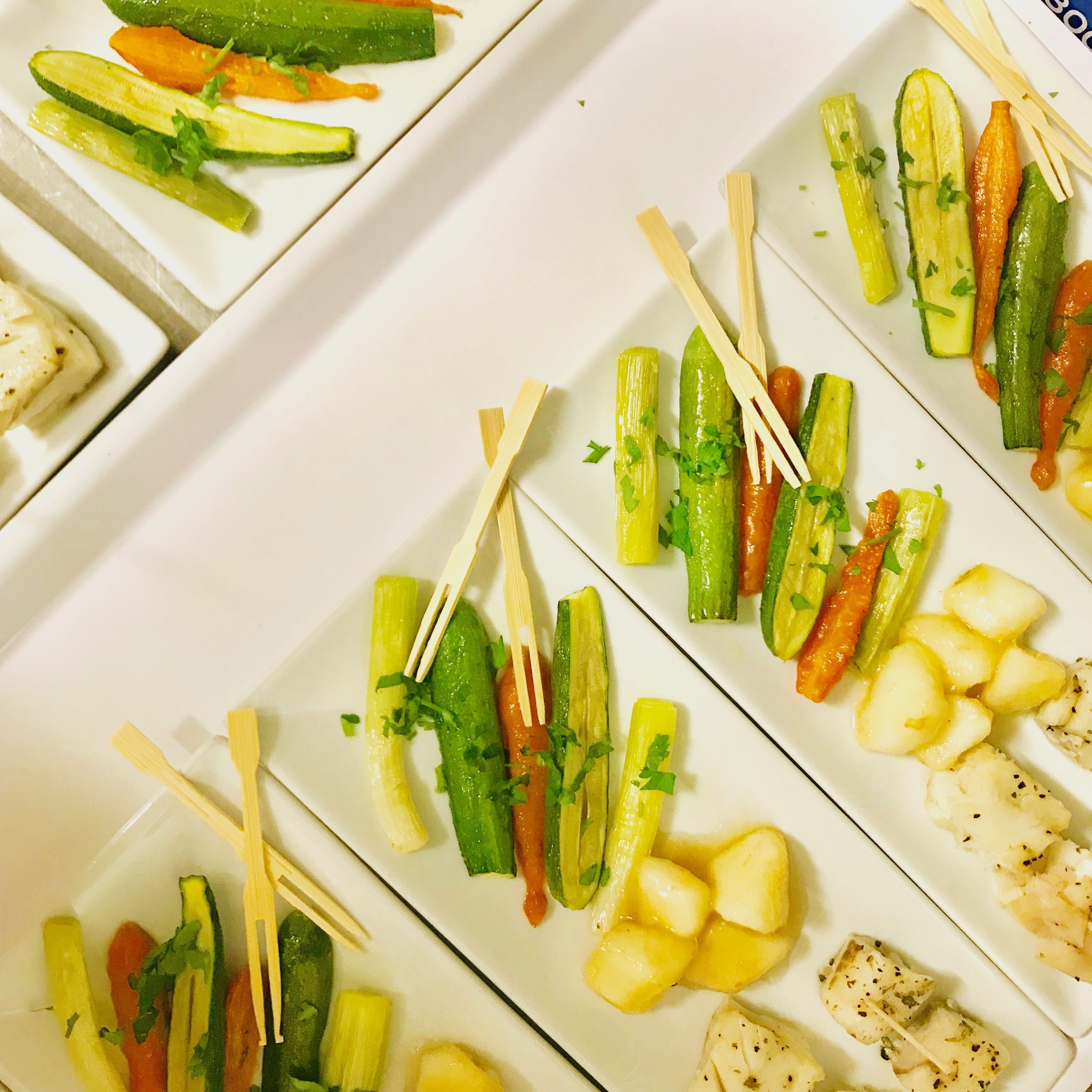 Se sirven cenas y cocina mediterránea 