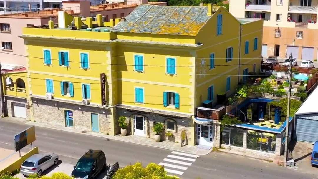 Fachada del alojamiento