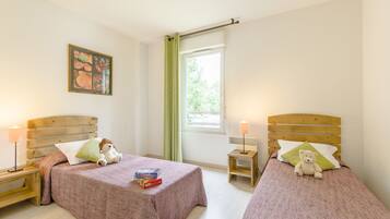 Apartment, 2 Bedrooms DUPLEX for 6 | Cots/infant beds, WiFi